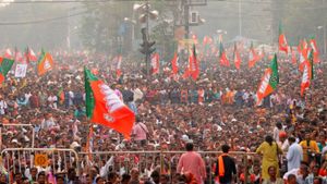  முஸ்லீம் கிராமங்களில் வாக்குப்பதிவை குறைக்க லஞ்சம்.. பாஜக பிரமுகரின் பகீர் வீடியோ.. என்ன நடந்தது