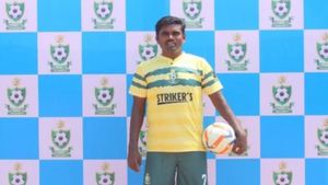 கால்பந்து விளையாடிக் கொண்டிருந்தவருக்கு நேர்ந்த விபரீதம்.. மயங்கி விழுந்தவர் பலி.. ஈரோட்டில் ஷாக்! 