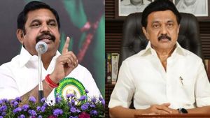 போலீசாரையே தாக்குகிறார்கள் போதை ஆசாமிகள்.. என்ன செய்யப்போகிறார் மு.க ஸ்டாலின்.. எடப்பாடி கொந்தளிப்பு 