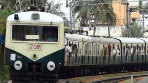 சென்னை பீச் - தாம்பரம் ரூட் பயணிகளே அலர்ட்! ஒரு வாரத்துக்கு இந்த டைமிங்கில் மின்சார ரயில் சேவை ரத்து