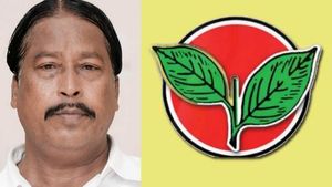  முன்னாள் எம்.எல்.ஏ மலரவன் காலமானார்.. எம்.ஜி.ஆரால் பெயர் சூட்டப்பட்டவர்.. அதிமுகவினர் இரங்கல்!