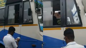 விடாத காவல்துறை.. நெல்லையில் சீட் பெல்ட் போடாத அரசு பஸ் டிரைவர்களை மடக்கி ஃபைன் போட்ட போலீசார் 