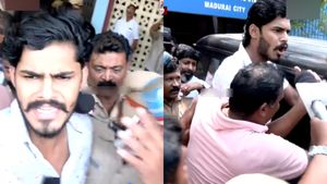 போன் பேசி யாரையாவது கொன்னேனா? எகிறிய டிடிஎப் வாசன்.. வா போகலாம்னு பிடித்து ஜீப்பில் ஏற்றிய போலீஸ் 