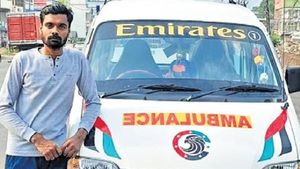 வெறும் 60 மணி நேரத்தில் 2870 கிமீ.. நெகிழ வைத்த ஆம்புலன்ஸ் டிரைவர்..  ரியல் 