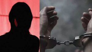 அரைகுறை ஆடையில் காண்டம்களுடன் 3 பெண்கள் விபச்சாரம்.. ஜெயங்கொண்டத்தை சேர்ந்த பெண் புரோக்கர் கைது 