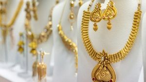 எகிறிய தங்கம் விலை.. அட்சய திரிதியையொட்டி இன்று 3வது முறையாக விலையேற்றம்.. மக்கள் ஷாக் 