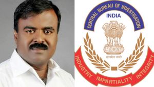 நெல்லையில் சிக்கும் க்ளூ? காங். ஜெயக்குமார் வீட்டுக்கே போக போறாங்க! சிபிஐ-யால் திருநெல்வேலியில் பரபர
