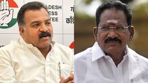 'அண்ணனுக்கு நன்றி'.. செல்லூர் ராஜூவை கொண்டாடும் காங்கிரஸ் தலைவர்கள்.. ஒரே பதிவால் யூடர்ன் 