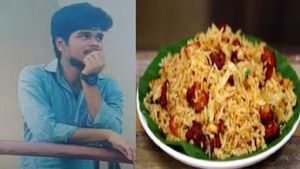 தாத்தாவை போல் தாயும் பலி.. விஷம் கலந்த சிக்கன் ரைஸால் குடும்பத்தையே காலி செய்த மாணவர்.. ஷாக் காரணம் 