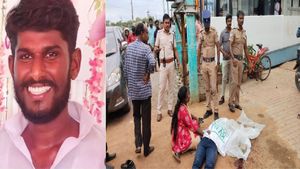  ரவுடி தீபக் ராஜா கொலை வழக்கில் சிக்கிய 5 பேர்.. ரகசிய இடத்தில் வைத்து தனிப்படை போலீசார் விசாரணை!