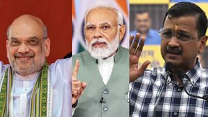 அமித்ஷாவே அடுத்த பிரதமர்- அத்தனை பேரையும் ஓரங்கட்டிய மோடி- பாஜகவில் மீண்டும் வெடி வைத்த கெஜ்ரிவால்! 