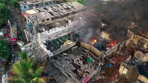 பயங்கர சத்தத்துடன் நிகழ்ந்த வெடி விபத்து.. தீயில் கருகி 8 பேர் பலியான சோகம்! மகாராஷ்டிராவில் ஷாக் 