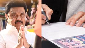திமுகவுக்கு ஓட்டு போட்டும்? ஸ்டாலினுக்கு போன வீடியோ! பட்டா மாறுதலில் அசிங்கப்பட்ட குன்றத்தூர் வி.ஏ.ஓ