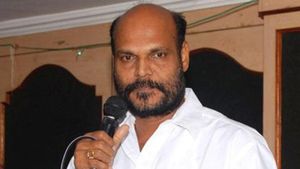 10th ரிசல்ட்டில் முதலிடம் பிடித்த காவ்யா..தலித் என அடையாளப்படுத்துவதா?  ஜான்பாண்டியன் கடும் கண்டனம் 