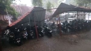கோவையில் வெளுத்து வாங்கிய கனமழை.. சிங்காநல்லூர், காந்திபுரத்தில் அடியோடு மாறிய காட்சிகள்
