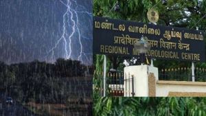 அடுத்த 5 நாட்களுக்கு.. தமிழகத்தில் இடி, மின்னலுடன் கொட்டப்போகும் மழை! வானிலை மையம் அறிவிப்பு 