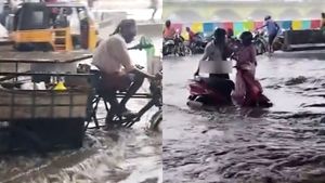 வெளுத்து வாங்கும் மழை.. வைகையில் கரைபுரண்டு ஓடும் வெள்ளம்! மதுரை மக்களுக்கு எச்சரிக்கை 
