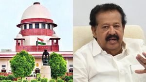  பொன்முடிக்கு இன்னொரு “லட்டு” .. ஜாமீன் பெற கூடுதல் அவகாசம் வழங்கி உச்ச நீதிமன்றம் உத்தரவு!