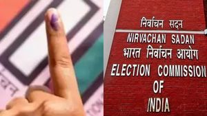 3-ம் கட்ட தேர்தல்.. ஓட்டு பதிவு முடிந்து 4 நாட்களுக்கு பிறகு வாக்குப்பதிவு சதவிகிதத்தை வெளியிட்ட EC 