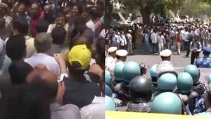 டெல்லியில் டென்ஷன்:கெஜ்ரிவால் தலைமையில் ஆம் ஆத்மி போராட்டம்- பாஜக அலுவலகத்தை முற்றுகையிட போலீஸ் தடை! 