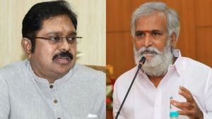  திமுக அமைச்சர் சேகர்பாபு சிறப்பாக செயல்படுகிறாராம்.. ஓப்பனாக பாராட்டிய டிடிவி தினகரன்! சொன்ன காரணம்!