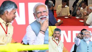  மன் கி பாத் வானொலி நிகழ்ச்சியிலும் சந்திரபாபு நாயுடுவை விட்டுத் தராத மோடி! என்ன சொன்னார் தெரியுமா?