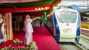 தமிழ்நாட்டிற்கு மேலும் ஒரு வந்தே பாரத் ரயில்.. 20ம் தேதி தொடங்கி வைக்கும் மோடி.. எந்த ரூட் தெரியுமா? 