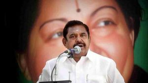 தேசிய கட்சியின் அலுவலகம் மீதே தாக்குதல்.. ஜாதிய தீண்டாமை வேதனை அளிக்கிறது.. எடப்பாடி ஆவேசம் 