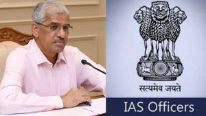  தமிழகத்தில் 12 ஐஏஎஸ் அதிகாரிகள் பணியிடமாற்றம்! தலைமை செயலாளர் சிவதாஸ் மீனா உத்தரவு 
