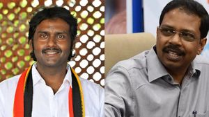 விருதுநகரில் மறுவாக்கு எண்ணிக்கை? தேர்தல் ஆணையரை சந்தித்து விஜயபிரபாகரன் மனு.. ரிசல்ட் மாறப்போகுதா?