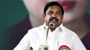 எங்க கட்சிக்காரரையே வெட்டி கொன்னுட்டாங்க.. யாருக்கும் பாதுகாப்பு இல்லை: கொந்தளித்த எடப்பாடி பழனிசாமி
