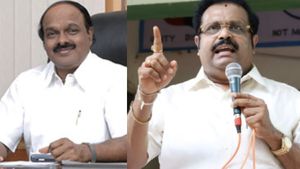 Vellore Exit poll 2024: திடீர் ட்விஸ்ட்டாக ஏ.சி.சண்முகம் வெல்கிறாரா? கதிர் ஆனந்துடன் நெக் டூ நெக்! 