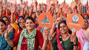 மோடியின் வெற்றிப் பேரணிக்கு ஏற்பாடு.. பிரதமர் வீடு முதல் பாஜக அலுவலகம் வரை.. திட்டமிட்ட அமித் ஷா! 