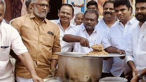 அண்ணாமலை தோற்றதால்.. கோவையில் ஆடு பிரியாணி போட்ட திமுகவினர் 