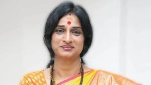 மசூதியை நோக்கி அம்பு.. ஹிஜாப்பை கழற்று என சர்ச்சையை கிளப்பிய பாஜக வேட்பாளர் தோல்வி.. வீழ்த்திய ஓவைசி