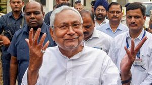 பாஜக கூட்டணி ஆட்சி அமைக்க நிதிஷ்குமார் 3 முக்கிய நிபந்தனைகள்- வேளாண் துறைக்காக ஜேடியூ-ஜேடிஸ் மோதல்! 