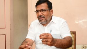  37 ஆண்டு சிபிஎம் அரசியல்.. 26ல் ஊராட்சி மன்றம்..53ல் நாடாளுமன்றம்! திண்டுக்கல் எம்பி சச்சிதானந்தம்!