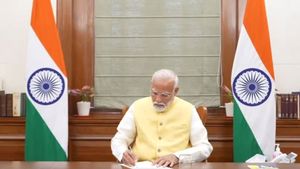  முதல் பந்திலேயே சிக்ஸர்! 3.0 ஆட்சியில் பிரதமர் மோடி போட்ட முதல் கையெழுத்து.. தெளிவாக சொன்ன மெசேஜ்!