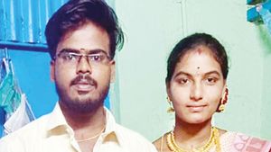 உனக்கு 22, எனக்கு 21..  சேலத்தில் கல் நெஞ்சையும் கரைக்கும் காதல் தம்பதிகளின் அடுத்தடுத்த மரணம் 