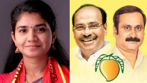 டாக்டர்..ஸ்போர்ட்ஸ் வுமன்..! விக்கிரவாண்டியில் களமிறங்கும் நாம் தமிழர் அபிநயா! பாமகவுக்கு ஜெர்க்