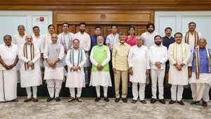 கூட்டணிக்குள் புயல்.. அக்னிபாத் திட்டத்திற்கு என்டிஏவில் அங்கம் வகிக்கும் லோக் ஜனசக்தி எதிர்ப்பு 