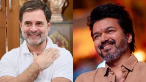  விஜய்க்கு “சிக்னல்” கொடுத்த ராகுல் காந்தி.. அந்த வார்த்தைய கவனிச்சீங்களா? 2026ல் கூட்டணிக்கு ரெடியா?