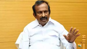 3500 சதுர அடி வரை வீடு கட்ட போறீங்களா? அப்போ அமைச்சர் முத்துசாமியின் முத்தான அறிவிப்பு! 