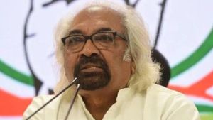 சர்ச்சையால் போன பதவி மீண்டும் கிடைத்தது.. காங்கிரஸ் கட்சியின் ஓவர்சீஸ் தலைவராக சாம் பிட்ரோடா நியமனம்