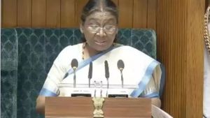 என்னது பெரும்பான்மை ஆட்சியா? ஜனாதிபதி உரைக்கு எதிர்க்கட்சியினர் கடும் எதிர்ப்பு.. பரபர நாடாளுமன்றம் 