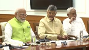 ஆதரவு கடிதம் வழங்கிய நிதிஷ், சந்திரபாபு நாயுடு.. என்டிஏ கூட்டணி தலைவராக மோடி தேர்வு