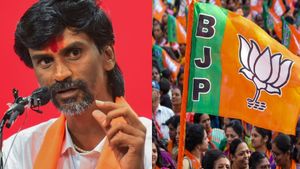 மகாராஷ்டிரா: தொடர் உண்ணாவிரதம்; மராத்தா- ஓபிசி ஜாதிகளிடையே முற்றும் மோதல்- பேரிடியாக பதறும் பாஜக! 