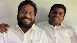 அண்ணாமலையால் பாஜகவிற்கு வந்தேன்.. ஆனால் சுயமரியாதை முக்கியம்.. திருச்சி சூர்யா சிவா கொடுத்த பதில் 