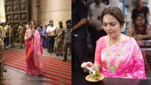  அம்பானி வீட்டு திருமணம்! காசிவிஸ்வநாதர் கோயிலுக்கு முதல் பத்திரிக்கை! அடுத்து நீடா செய்த சம்பவம் செம