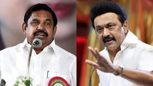 ஸ்டாலினை கண்டு அஞ்சும் எடப்பாடி.. விக்கிரவாண்டி தேர்தல் புறக்கணிப்பின் பின்னணி இதுதான் - வேல்முருகன் 